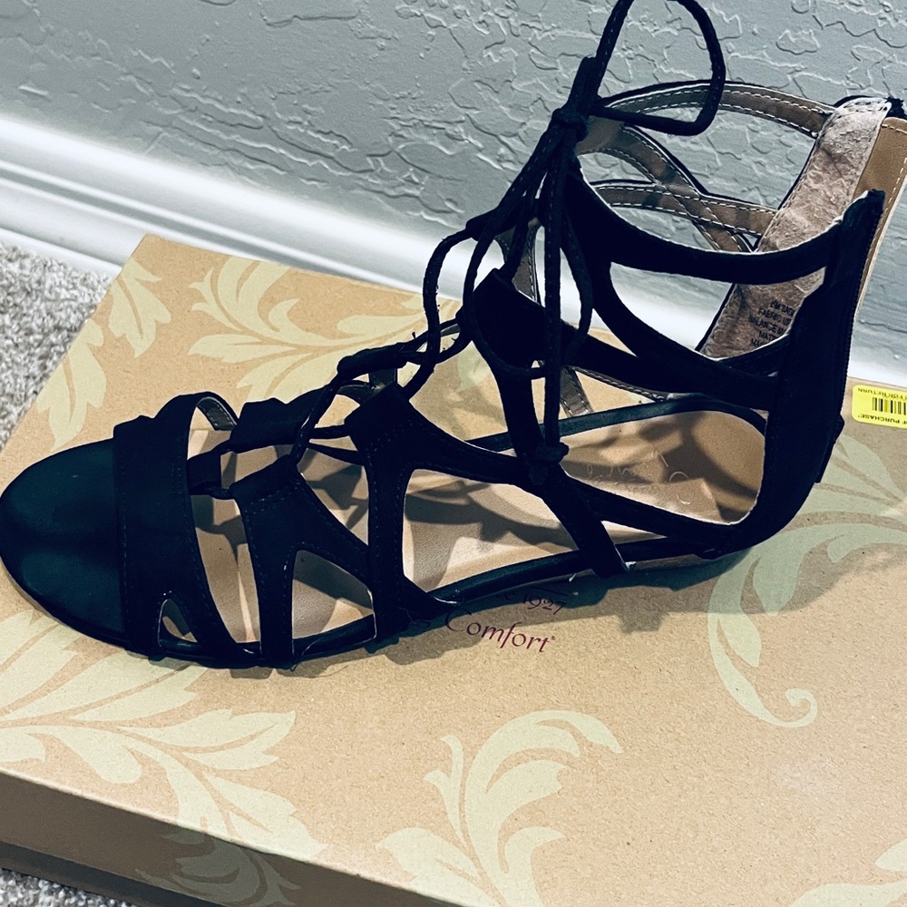 Black Strappy Women's Sandals